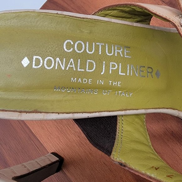 Y2K Couture Donald J Pilner Cream Python Leather Dyani Buckle SlipOn Sandal Heel - Picture 12 of 13